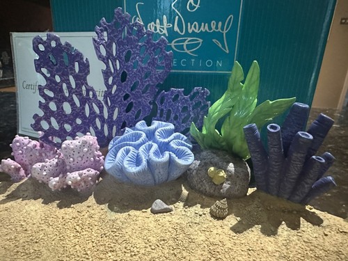 WDCC Reef Base From Finding Nemo - Picture 5 of 8