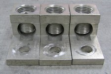    3 ILSCO 5/8" ALUMINUM MECHANICAL LUG 1 POLE LOT OF 3 D3763