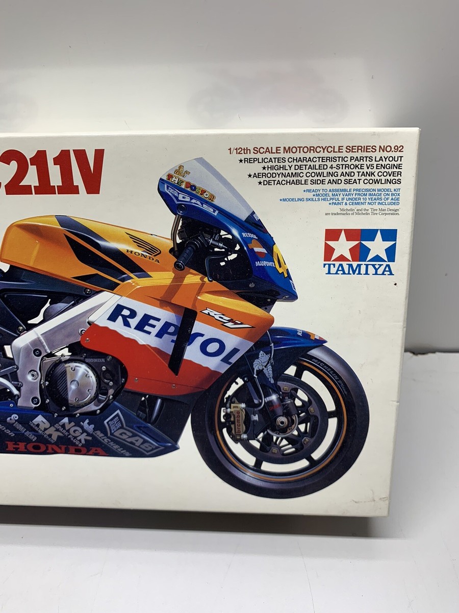 TAMIYA Repsol Honda RC211V 2002 Champion 1/12 Scale Plastic Model