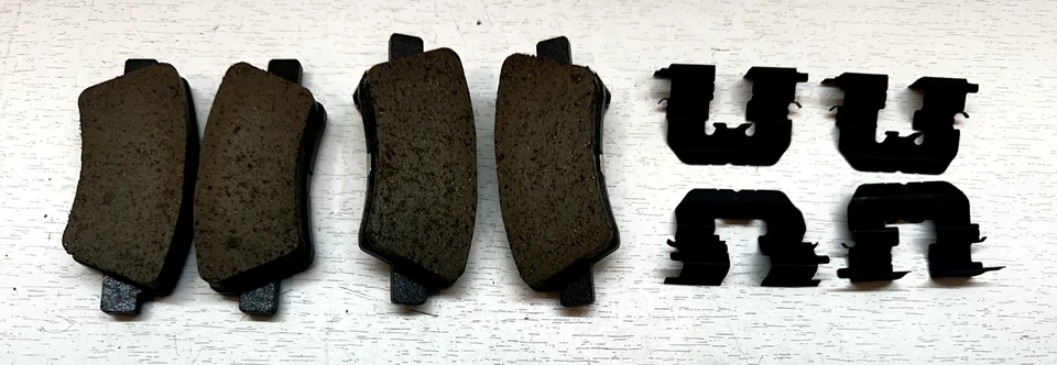 Pastillas de freno traseras HYUNDAI AZERA 2011-16 PIEZA ORIGINAL # S5830-23QA10 Foto 4 de 4