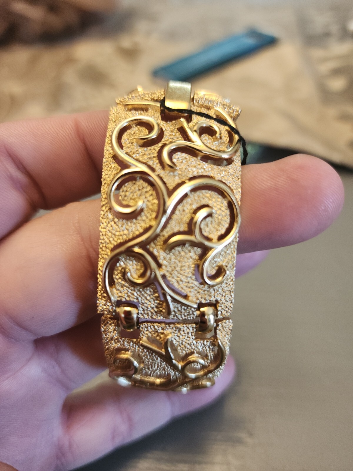 Picture 2 of 2