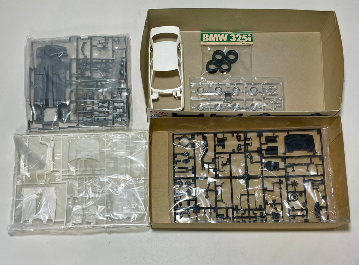 TAMIYA 24106 1/24 Scale Kit BMW 325i | eBay