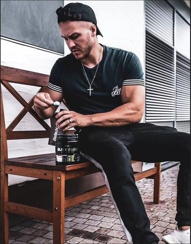 BIOTECH USA BLACK BLOOD CAF+300 GRAM - INTENSIVE PRE-WORKOUT ENERGY AND FOCUS - Picture 7 of 7