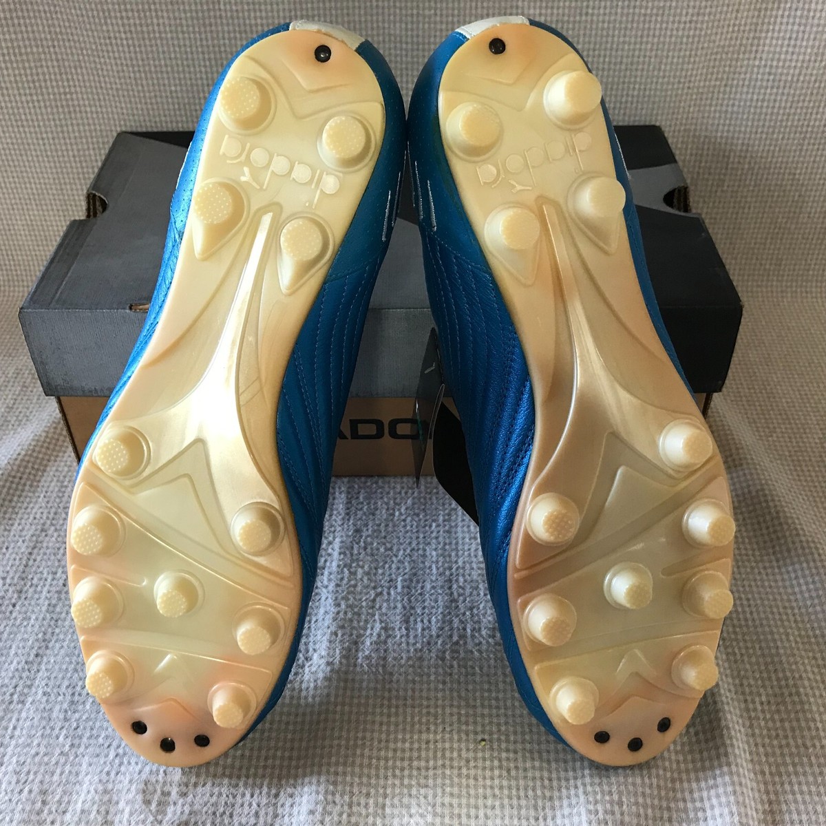 DIADORA BAGGIO 10 MD PU UK9.5/28.0cm NEW UNUSED! The last