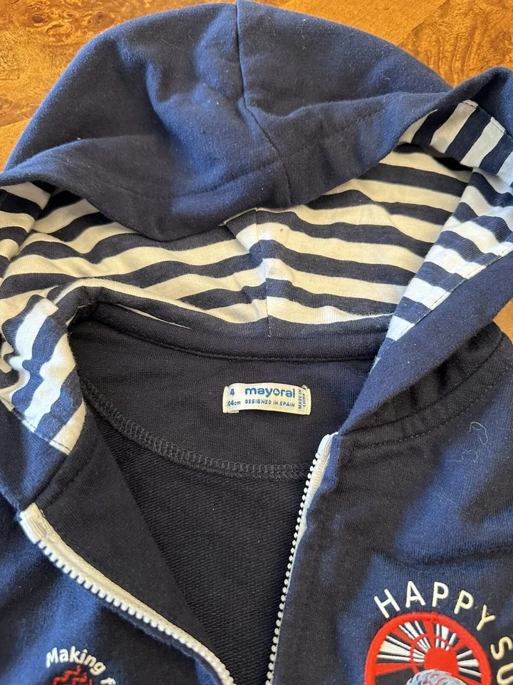 SUDADERA CON CAPUCHA MAYORAL NIÑOS DISEÑO 4Y EN ESPAÑA CREMALLERA COMPLETA Foto 3 de 4