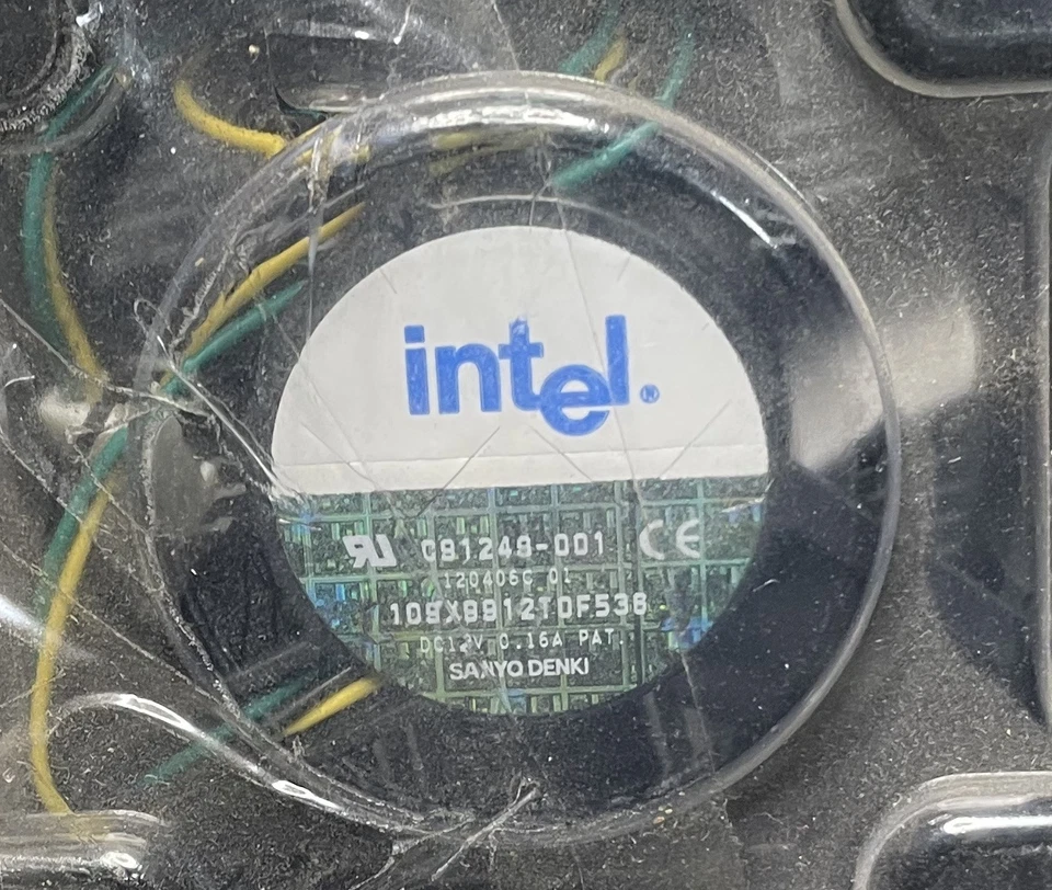 Intel Socket 478 CPU Copper Core Heatsink with Cooling Fan C91249-001 - New - Image 3 of 4