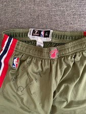 Miami Heat Game Used Home Strong Shorts of Goran Dragic Signed HWC COA So Cool !