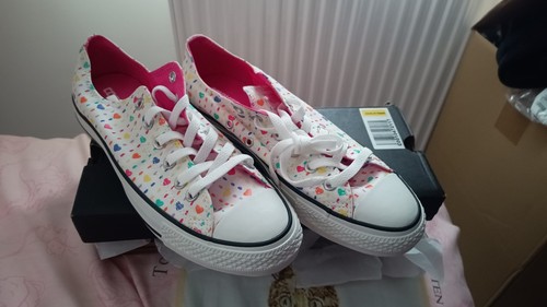 NUEVO EN CAJA CONVERSE CT CORAZONES ESTAMPADO PASTEL UK 8 EU 41.5