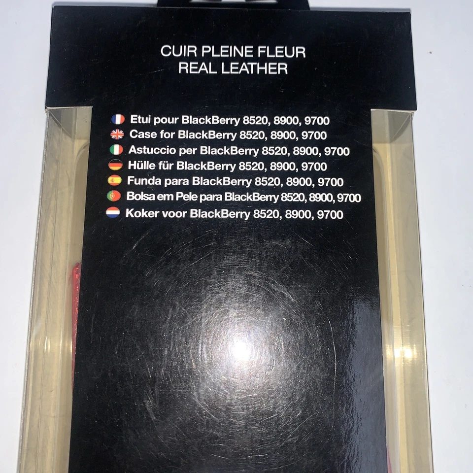 NOVA CAPA DE COURO CG MOBILE FERRARI PARA BLACKBERRY 8520/8900/9700 - Imagem 2 de 2