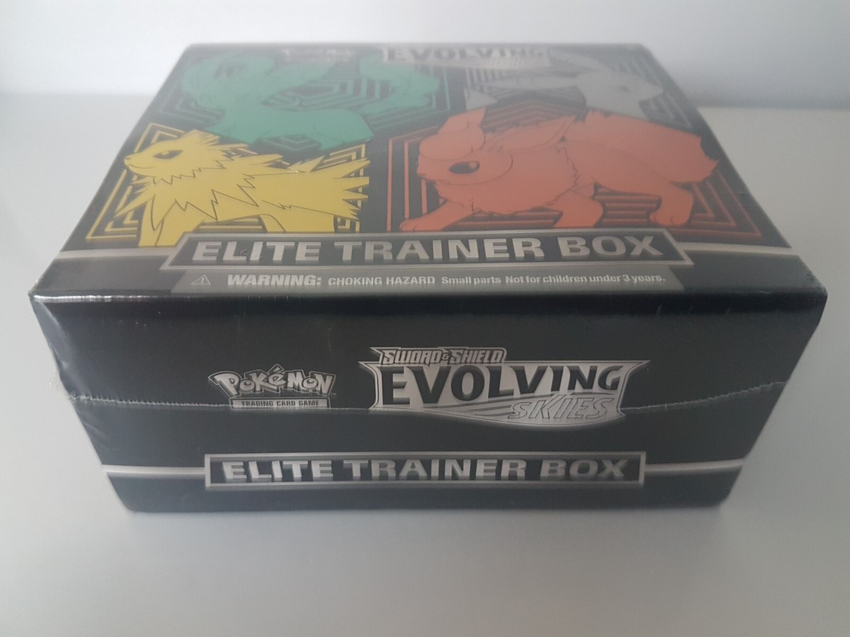 Pokémon TCG: Sword & Shield-Evolving Skies Elite Trainer Box for