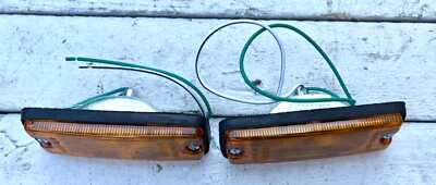 RIGHT FRONT CORNER LIGHT TO SUIT FORD COURIER PD UTILITY 5/1996–12/199