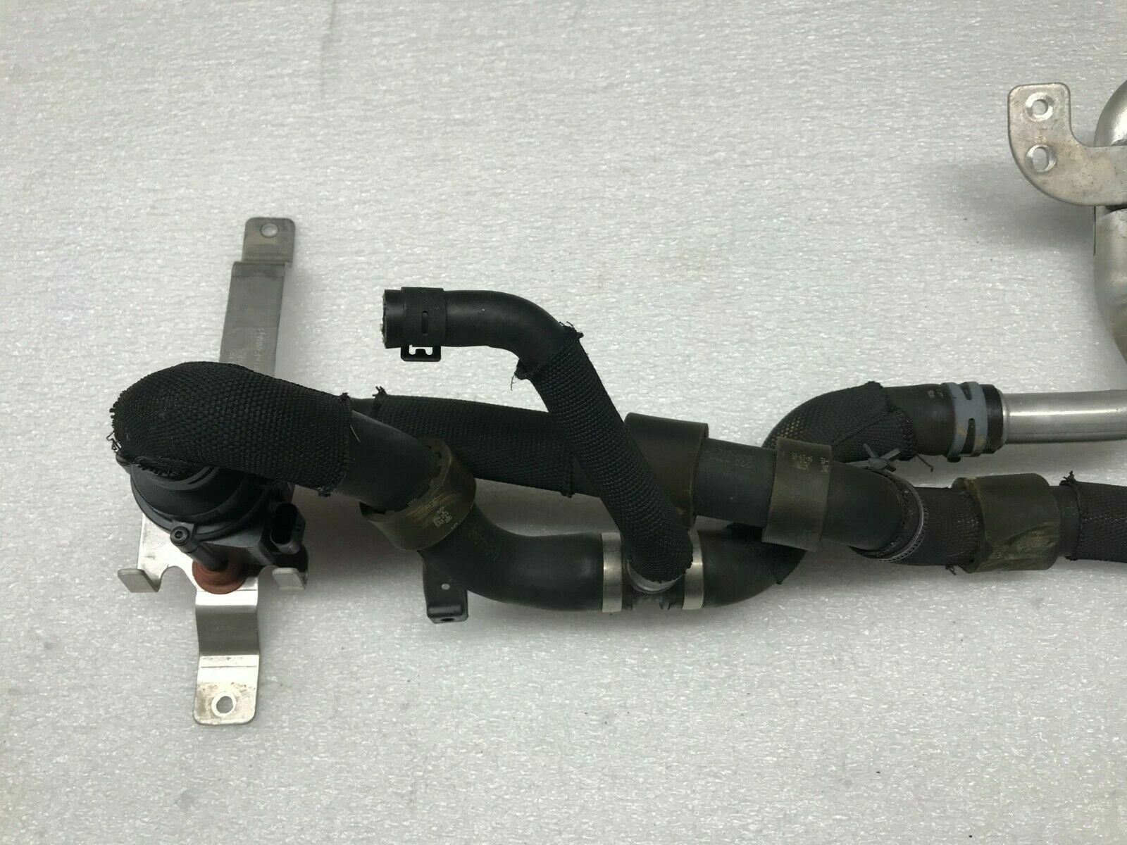 LAMBORGHINI HURACAN LP610 COOLANT LINE PUMP UNIT OEM 4S0121487B