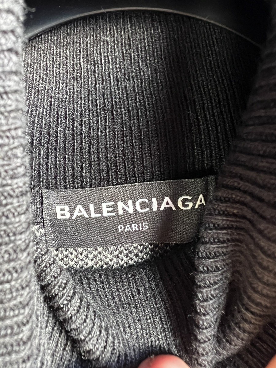 Balenciaga Black Wool Turtleneck World Food Programme Sz 34 Balenciaga Black Wool Turtleneck World Food Programme Sz 34