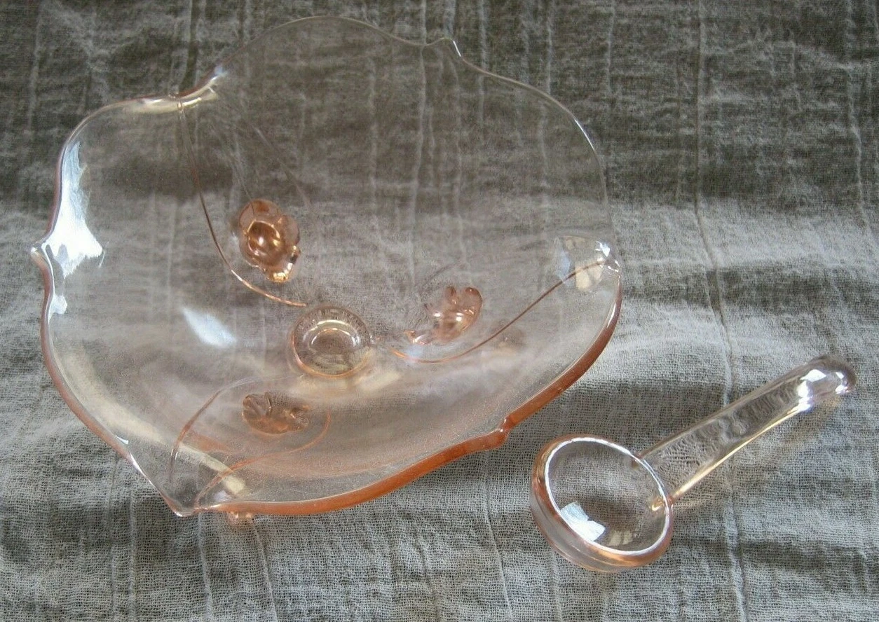 PINK Depression Glass SAUCE DISH w/ GLASS LADLE