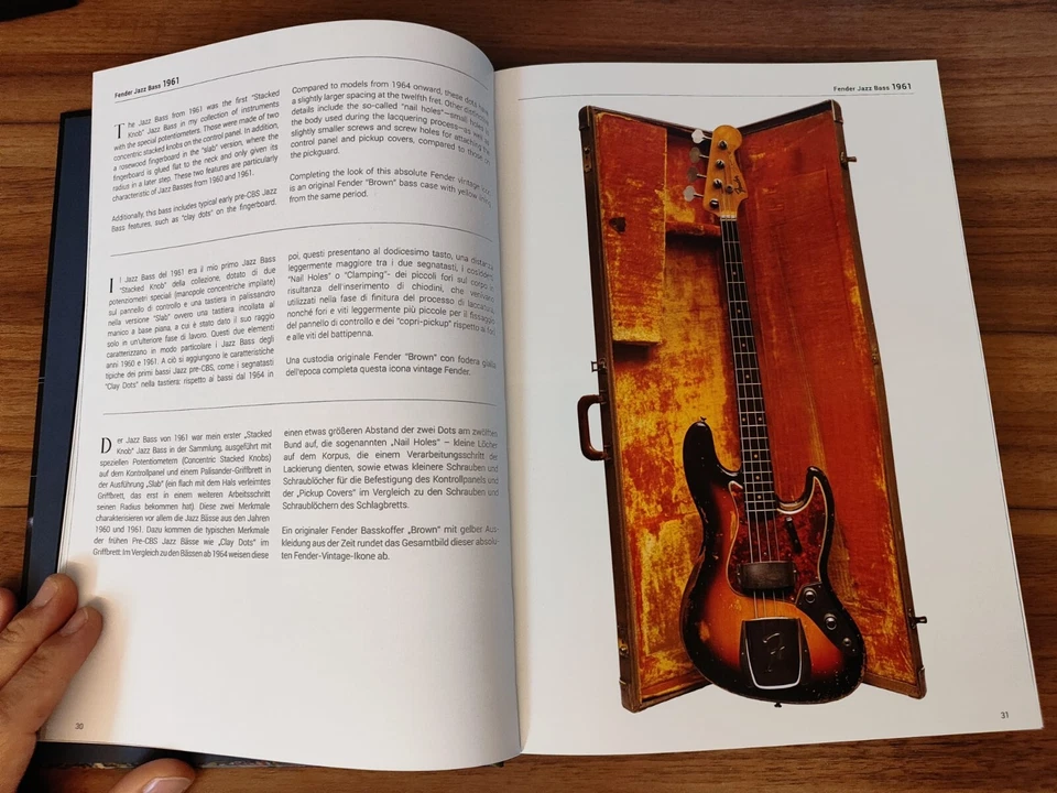 The J-Bass Collection 1960-1974 Fender Jazz Bass book 300 page Hardcover  - Immagine 2 di 4