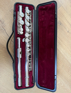 Yamaha YFL 221SII case recent service