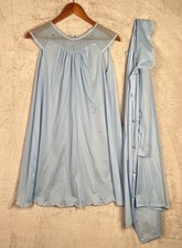 Vintage Henson Kickernick Gown Robe Blue Lace Embroidered Floral Small Petite