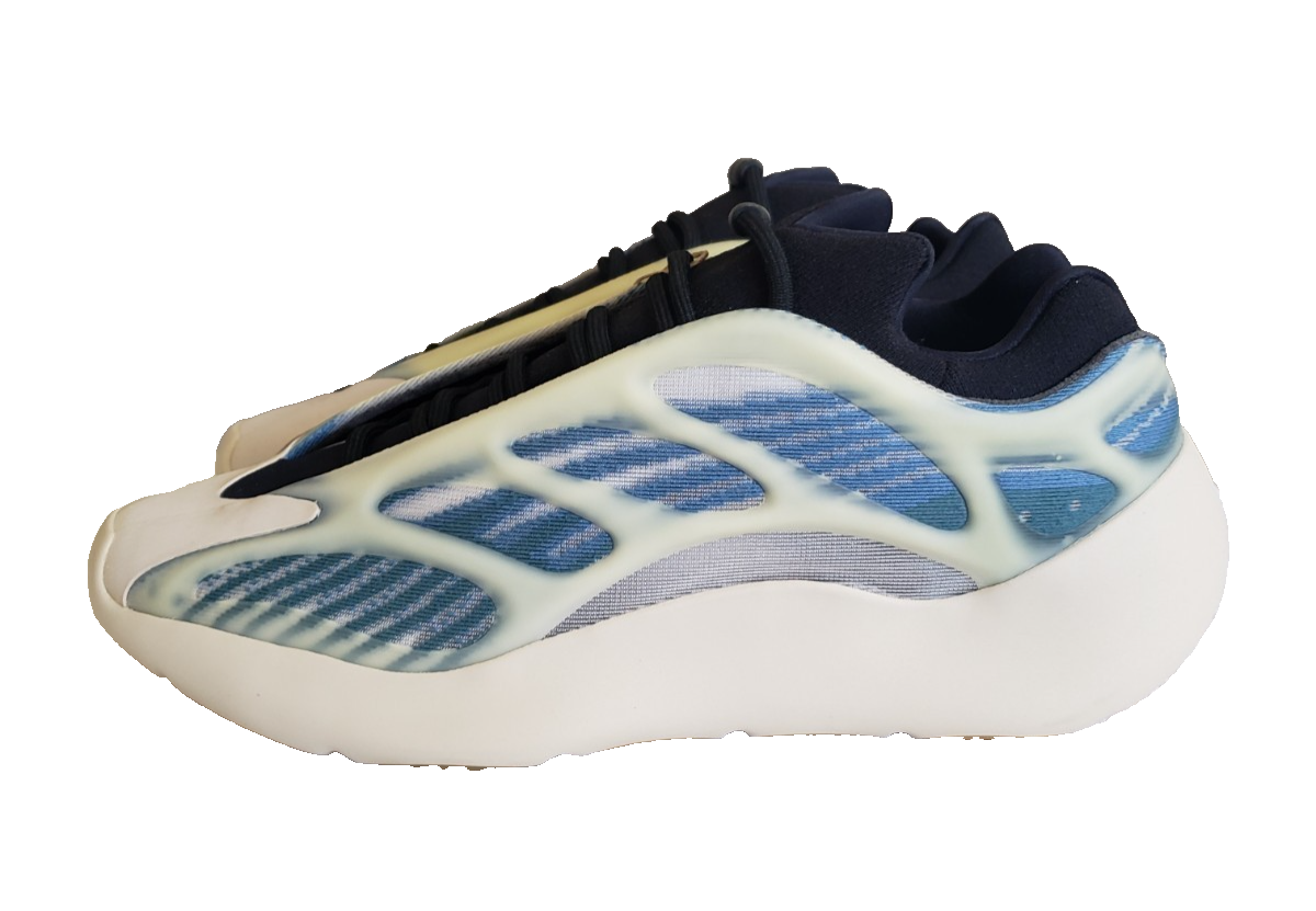 スニーカー  YEEZY BOOST 700 V3 KYANITE ADIDAS YEEZY 700 V3 BOOST KANYE WEST KYANITE BLUE BLACK OFF WHITE