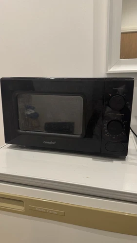 Comfee Microwave Oven