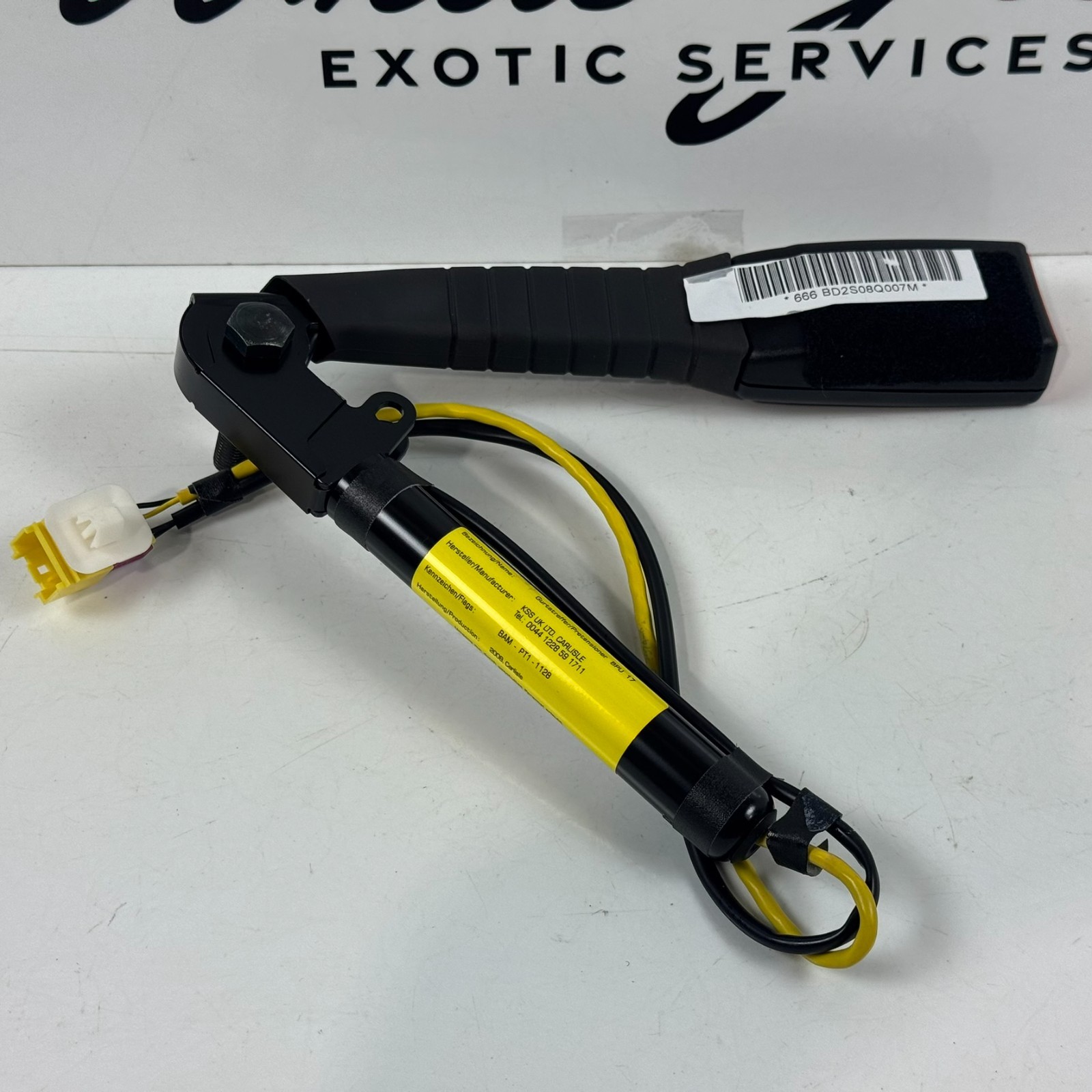 [NOS] Bentley Flying Spur Front Left Seatbelt Receptacle 3Z0857755AFCN