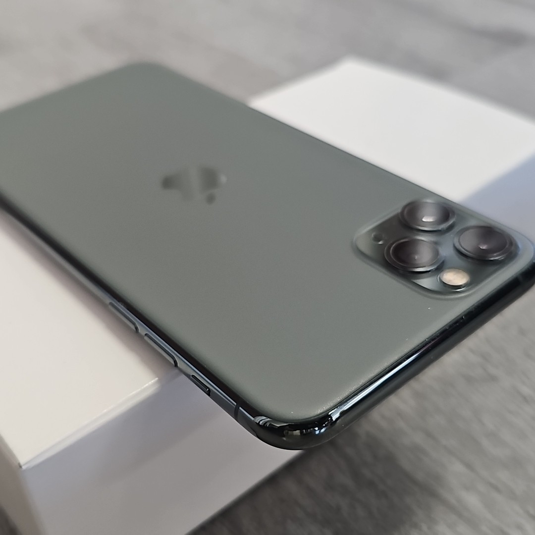 スマートフォン本体 Apple - iPhone 11 Pro 256GB / Space Gray Amazon.com: Apple iPhone 11 Pro, 256GB, Space Gray - Fully