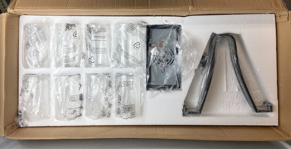 Araña Warehouse of Tiffany Guntel interior 8 luces negra 40 pulgadas HM040-8 Foto 2 de 4