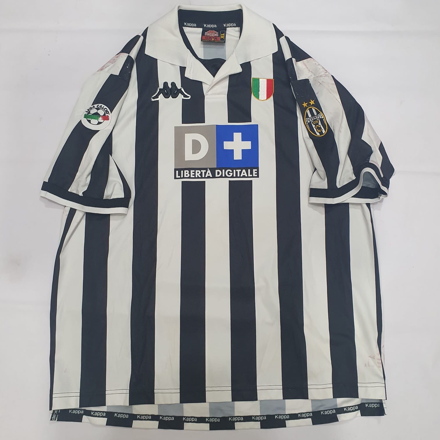 Juventus 1998/1999 jersey - 20 Allesio Tacchinardi