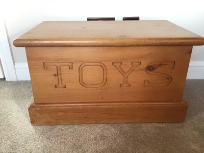 solid pine toy box