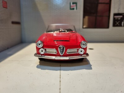 Voiture Miniature Alfa Romeo Spider Welly - Rétro, Friction, Métal, Rouge, Occasion