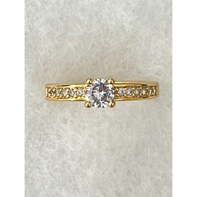 Classic Round High Set CZ Ring Sz 6 Channel Set Accent Stones Pronged Gold Tone