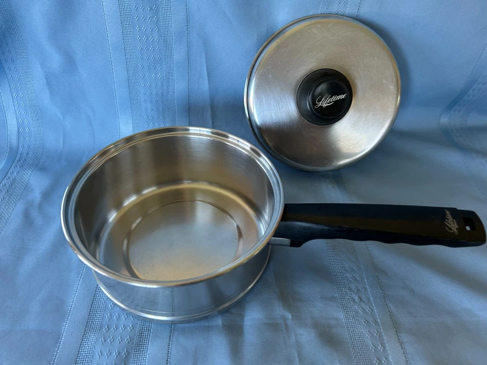Vintage Lifetime 1 ½ QT. Saucepan w/Lid Stainless Steel - Image 2 of 4