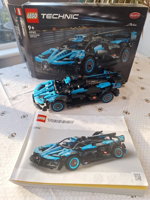 LEGO TECHNIC: Bugatti Bolide Agile Blue (42162)