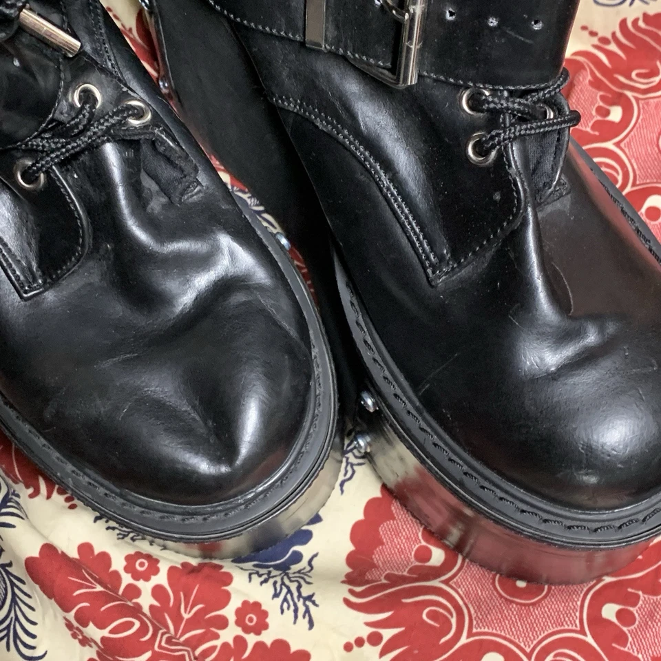 Botas femininas Demonia Transformer-800 tamanho 9-10 - Leia a descrição - Imagem 2 de 4