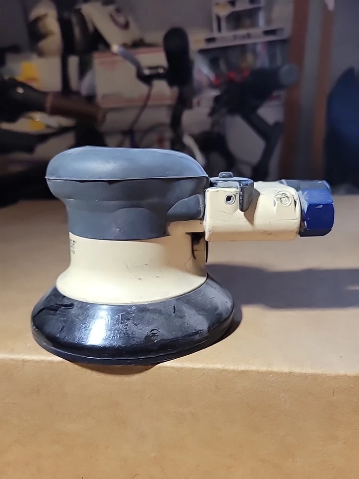 Lijadora desplazada Hutchins 600 5/16" 6". Usado bueno solo para piezas Foto 3 de 4