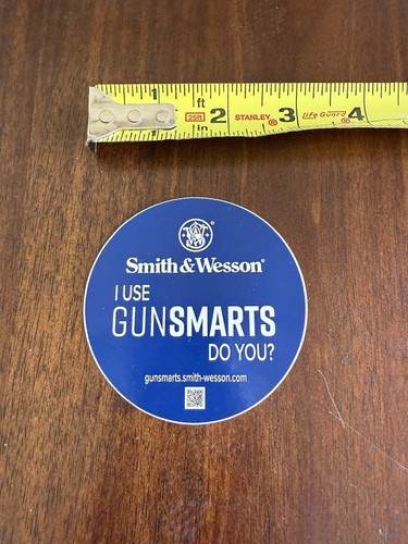 Smith & Wesson Round Logo Sticker Decal Navy Blue & White - Use Gun Smart - Picture 1 of 1