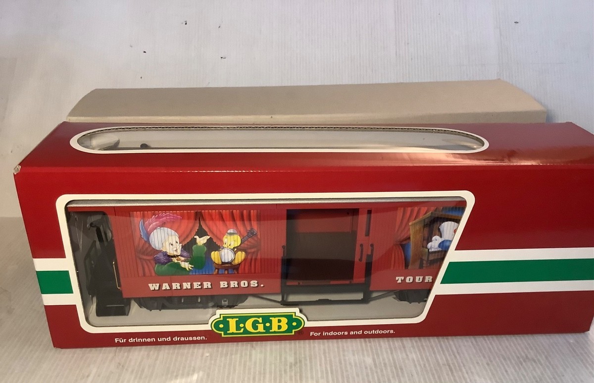 LGB 34840 Warner Bros Looney Tunes “Granny's Musical Revue