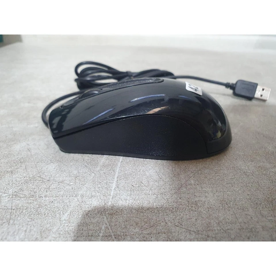 Asus MOBTUO Optical Mouse Black Wired Portable 1000 DPI 3-Buttons Scroll Wheel - Image 4 of 4