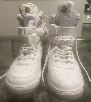 Nike SF Air Force 1 LNY QS High Top White/Metallic Gold AO9385-100