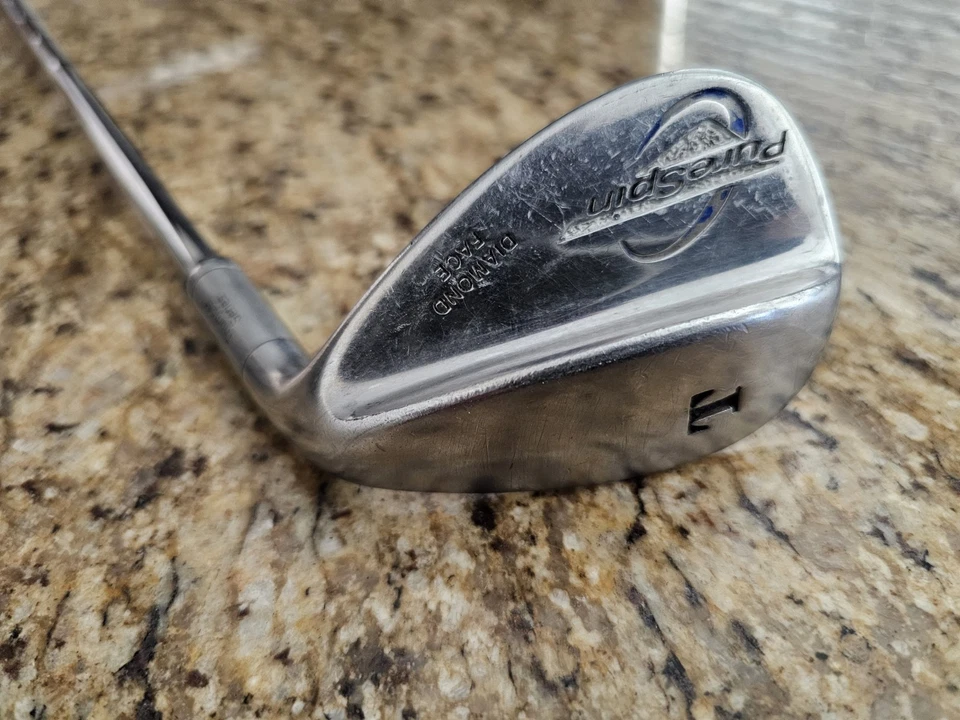 RH Pure Spin Diamond Face Thumper Series T Wedge with a Wedge-Flex Steel Shaft - Image 2 of 4
