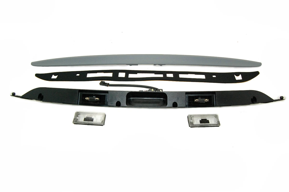 New BMW E46 touring 320i 328i 330i Trunk Lid Grip With Key Button 