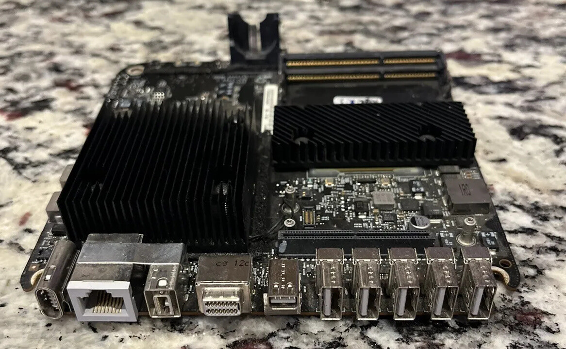 Apple Mac Mini A1283 Server 2009 Motherboard Intel CPU 2.26