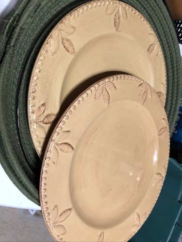 2--Sorrento Debby Segura Designs Signature Yellow 11.5in Dinner Plates - Picture 2 of 3