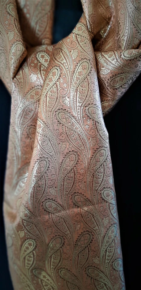 Mantón de seda vintage que ha sido famoso en Siria desde la antigüedad.Regalo único Foto 4 de 4