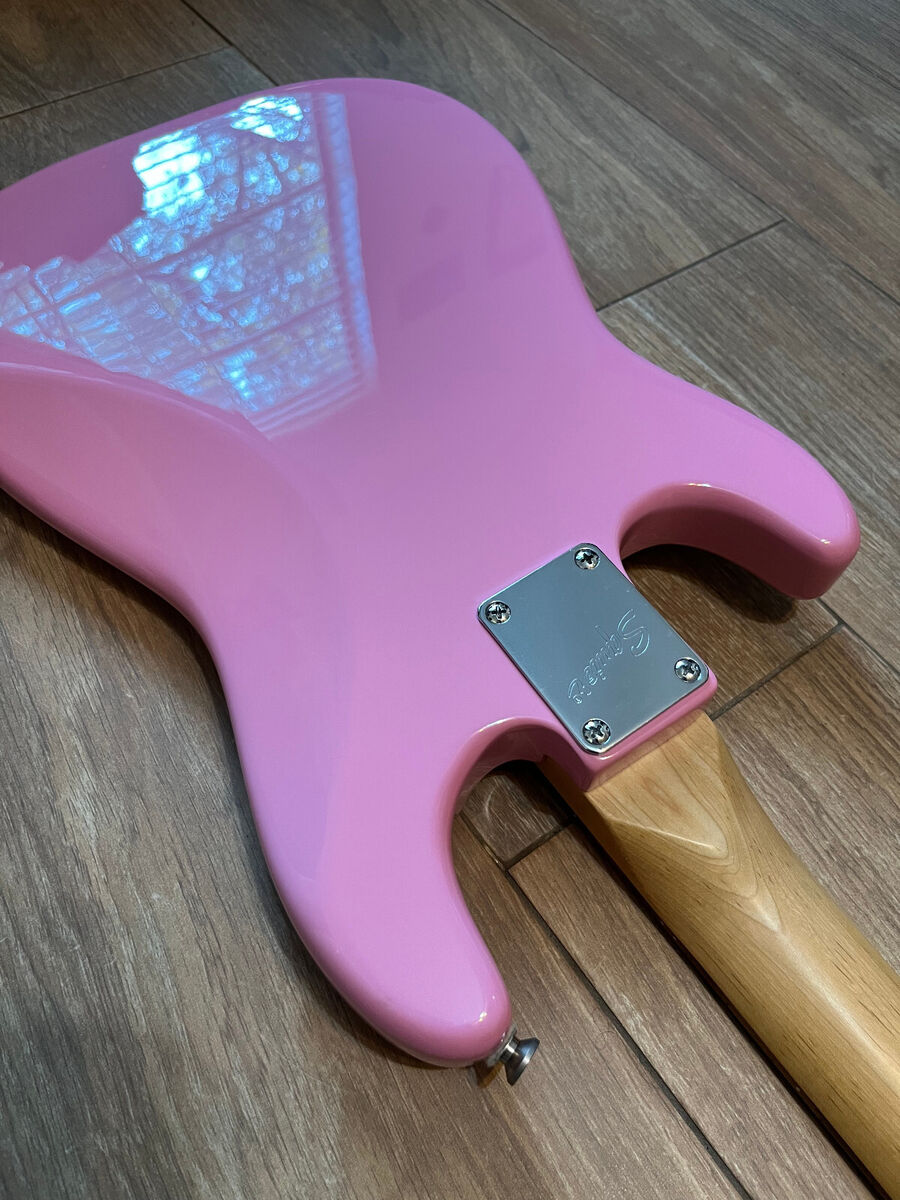 Hello Kitty Pink Squier mini guitar by Fender | eBay Hello Kitty Pink Squier mini guitar by Fender | eBay