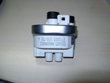 Miele Niveauschalter Druckwächter Spülmaschine   1100 / 700 MN6996821