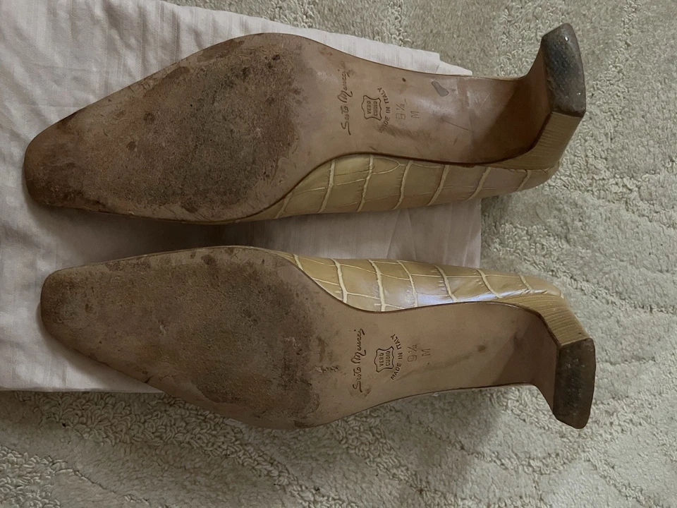 Zapatos de salón de diseñador italiano Sesto Meucci beige tacón medio, cuero texturizado talla 9,5 Foto 4 de 4