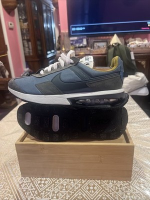 Pre-Owned Nike Air Max Pre-Day LX Hasta Shoes DC5330-301 men s Size (9.5)