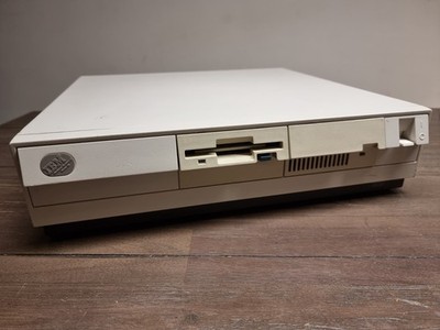 IBM Model 30 8086 PS/2 Personal System 2 Retro PC Computer top