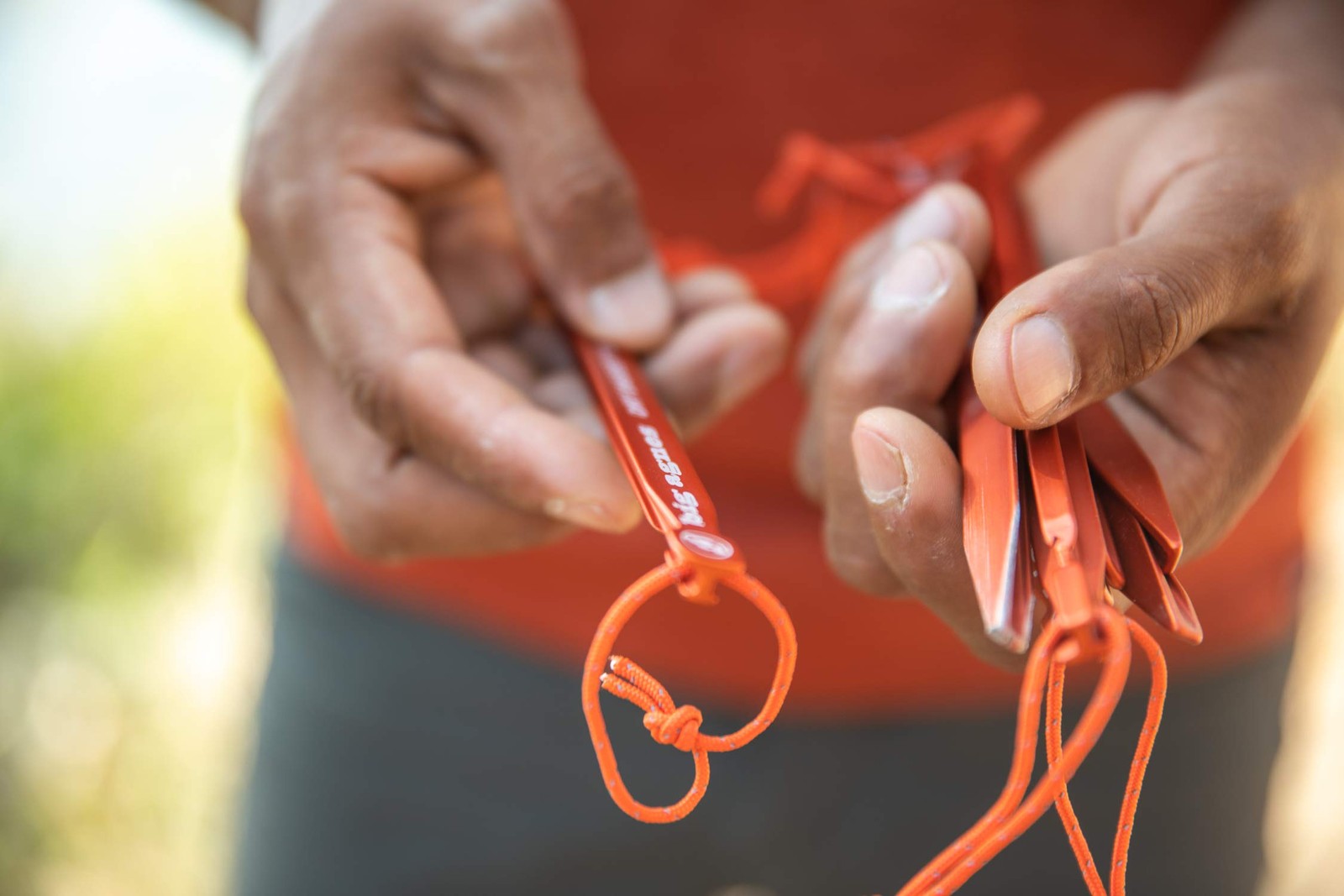 Dirt Dagger UL 6” Tent Stakes: Pack of 6