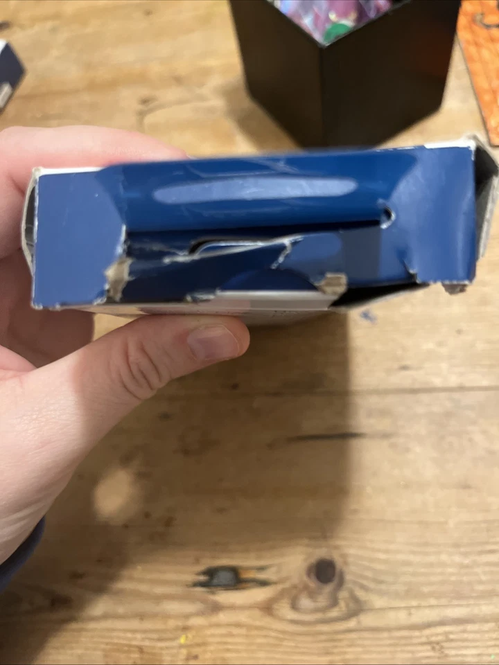 Insignia 8ft Micro HDMI (Type D) to HDMI Video Cable for Canon Sony Nikon (L2) - Image 3 of 4